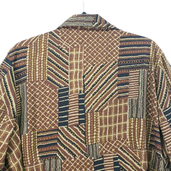 Club Z Collection Brown Geometric Fun Pattern Collar Button Down Blouse Size 1X - Picture 13 of 14